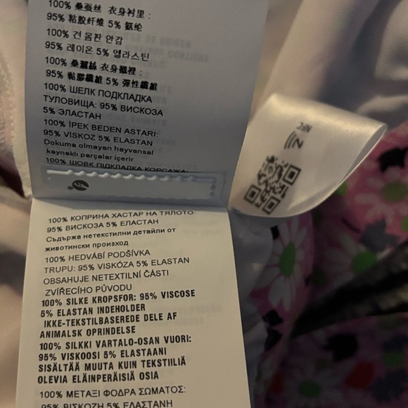 Miu Miu vintage 70’s Pink and White green Floral silk cropped blouse - Picture 6 of 16